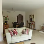 Beachside Apartamento Estepona