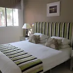Апартаменты Beachside *