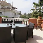 Апартаменты Beachside