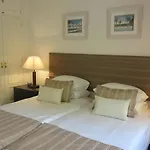 Beachside Апартаменты *